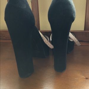 chinese laundry winter platform pump